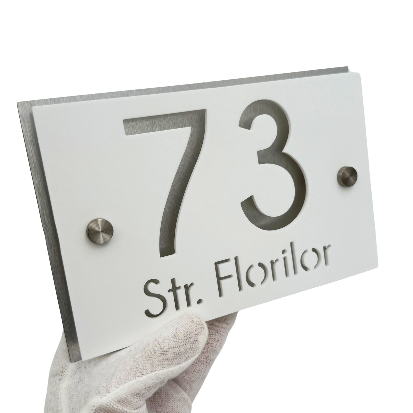 PREMIUM HOUSE NUMBER - White Satin Aluminium Gold Mirror 2 Spacers Silver - 20×13 cm