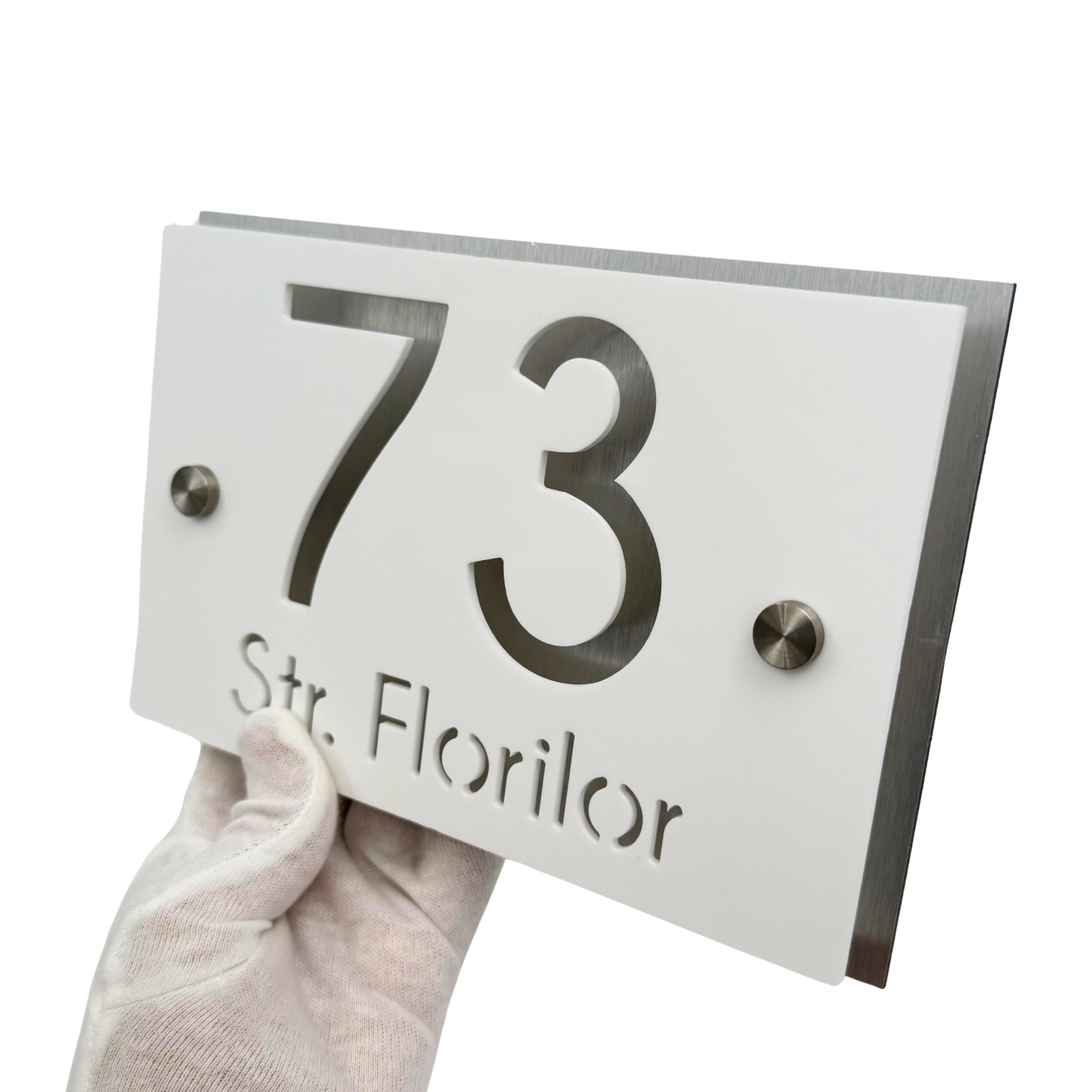 PREMIUM HOUSE NUMBER - White Satin Aluminium Gold Mirror 2 Spacers Silver - 20×13 cm