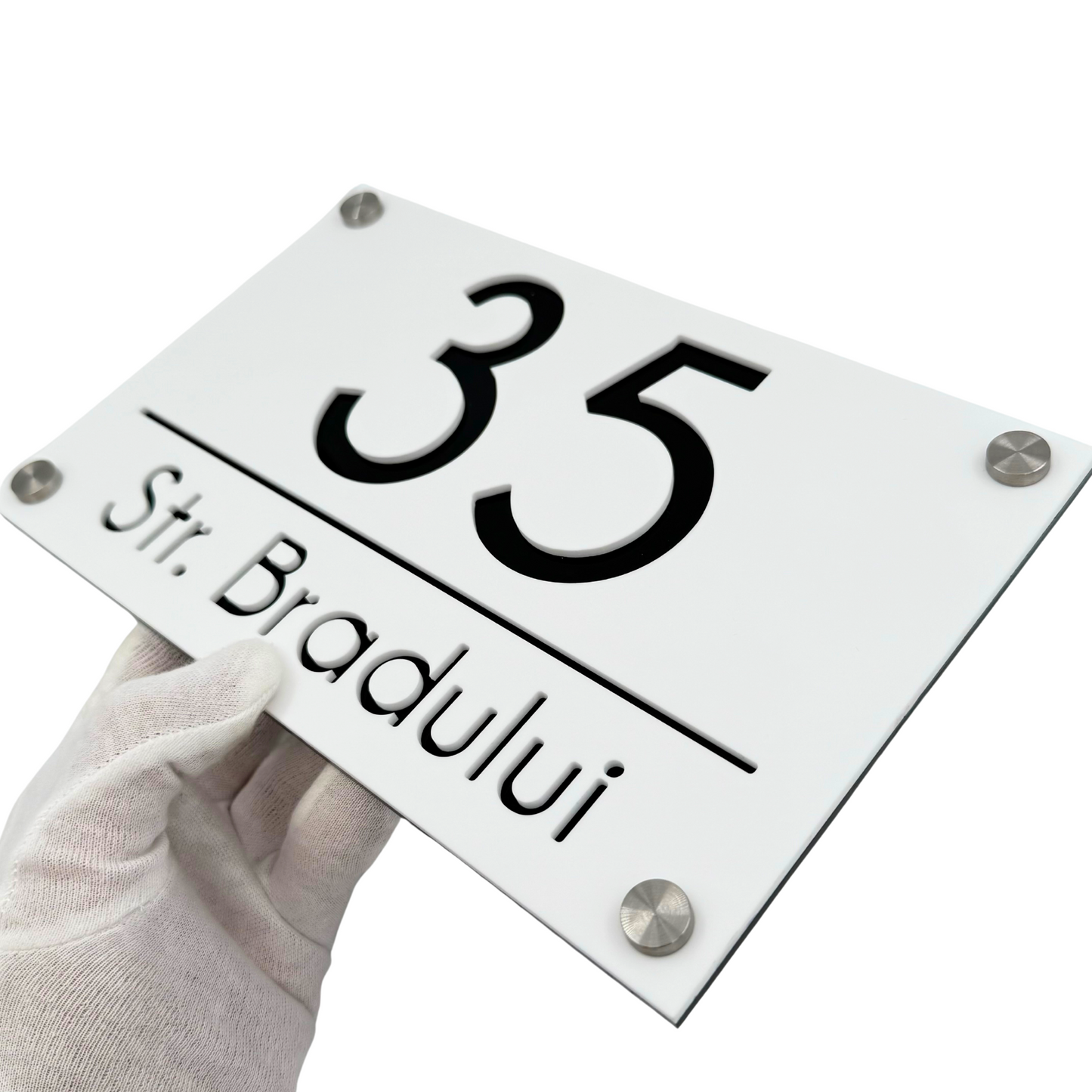 PREMIUM HOUSE NUMBER - White Satin Black Mirror 4 Spacers Silver - 24×15 cm