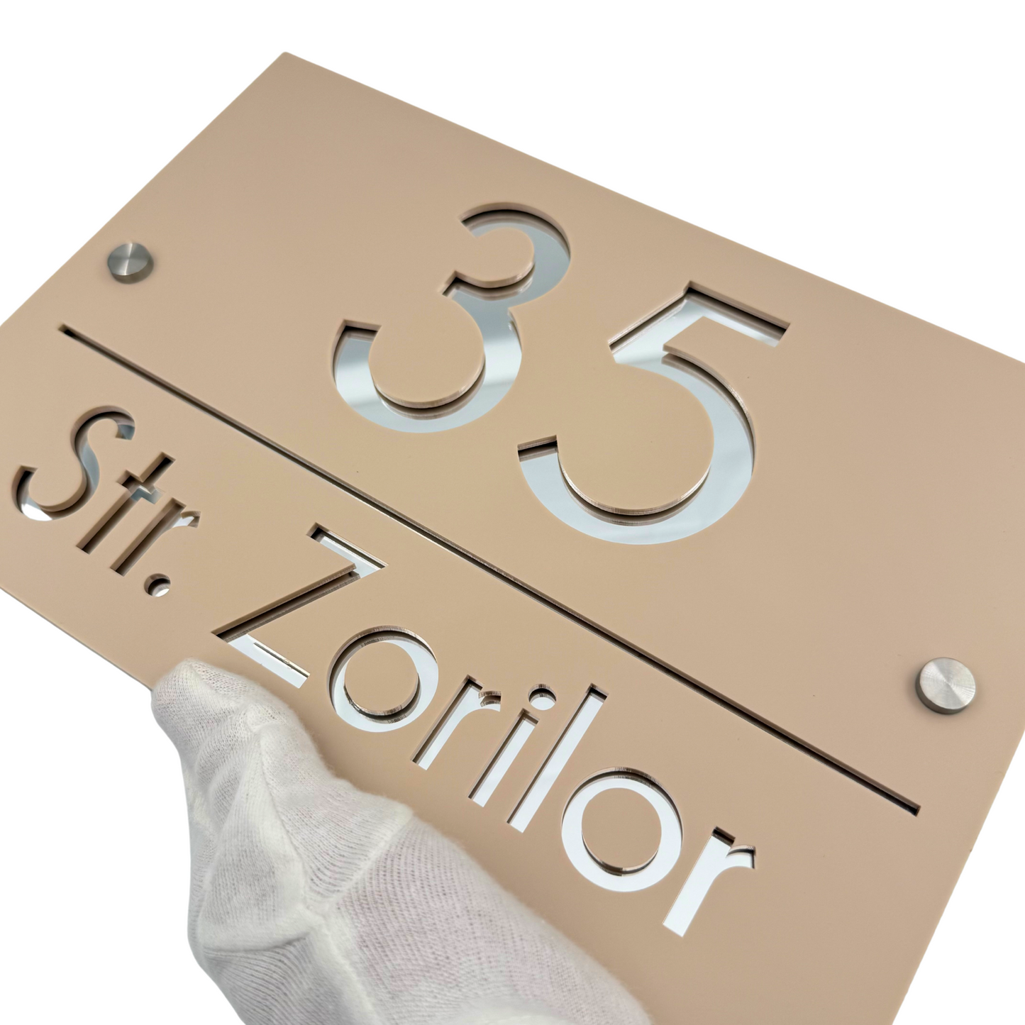 PREMIUM HOUSE NUMBER - Cream colour Satin Silver Mirror 2 Spacers Silver - 30×20 cm