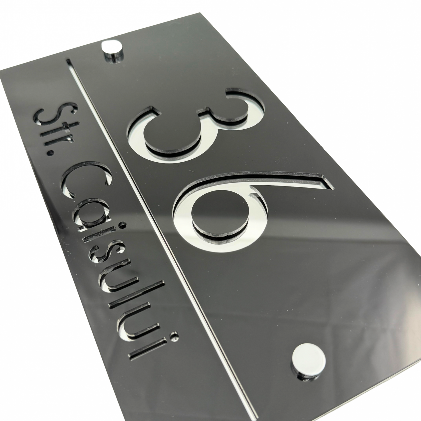 PREMIUM HOUSE NUMBER - Glossy Black Silver Mirror 2 Spacers Silver - 28×15 cm
