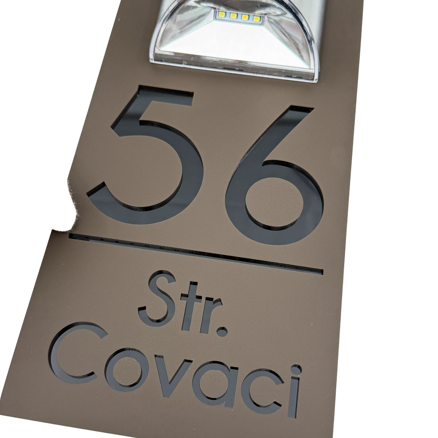 PREMIUM HOUSE NUMBER – Satin Brown Glossy Black Mirror Solar Lamp – 30 x15 cm