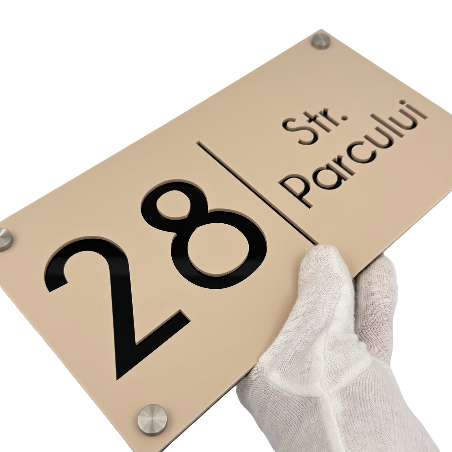 PREMIUM HOUSE NUMBER - Cream colour Satin Black Mirror 4 Spacers Silver - 28×15 cm
