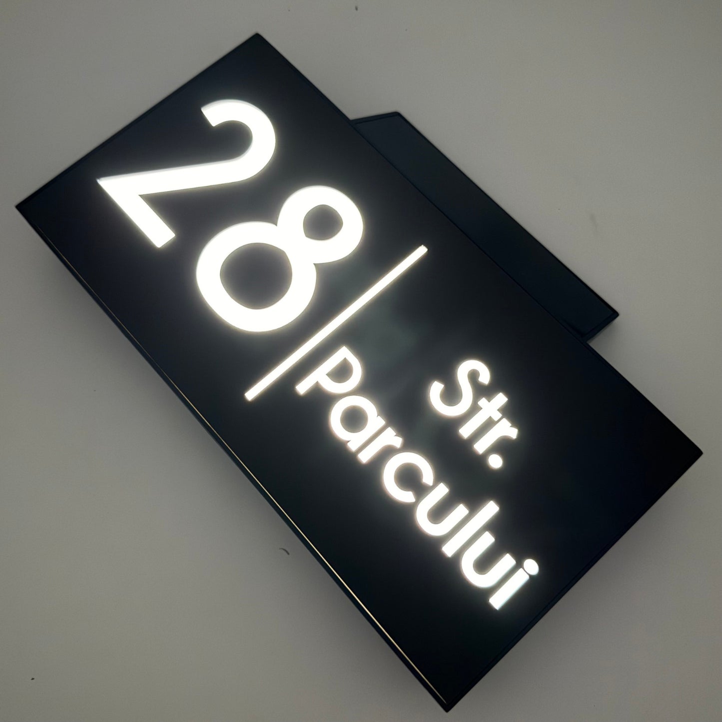 PREMIUM HOUSE NUMBER - Brown Satin Solar Led Case - 30×15 cm