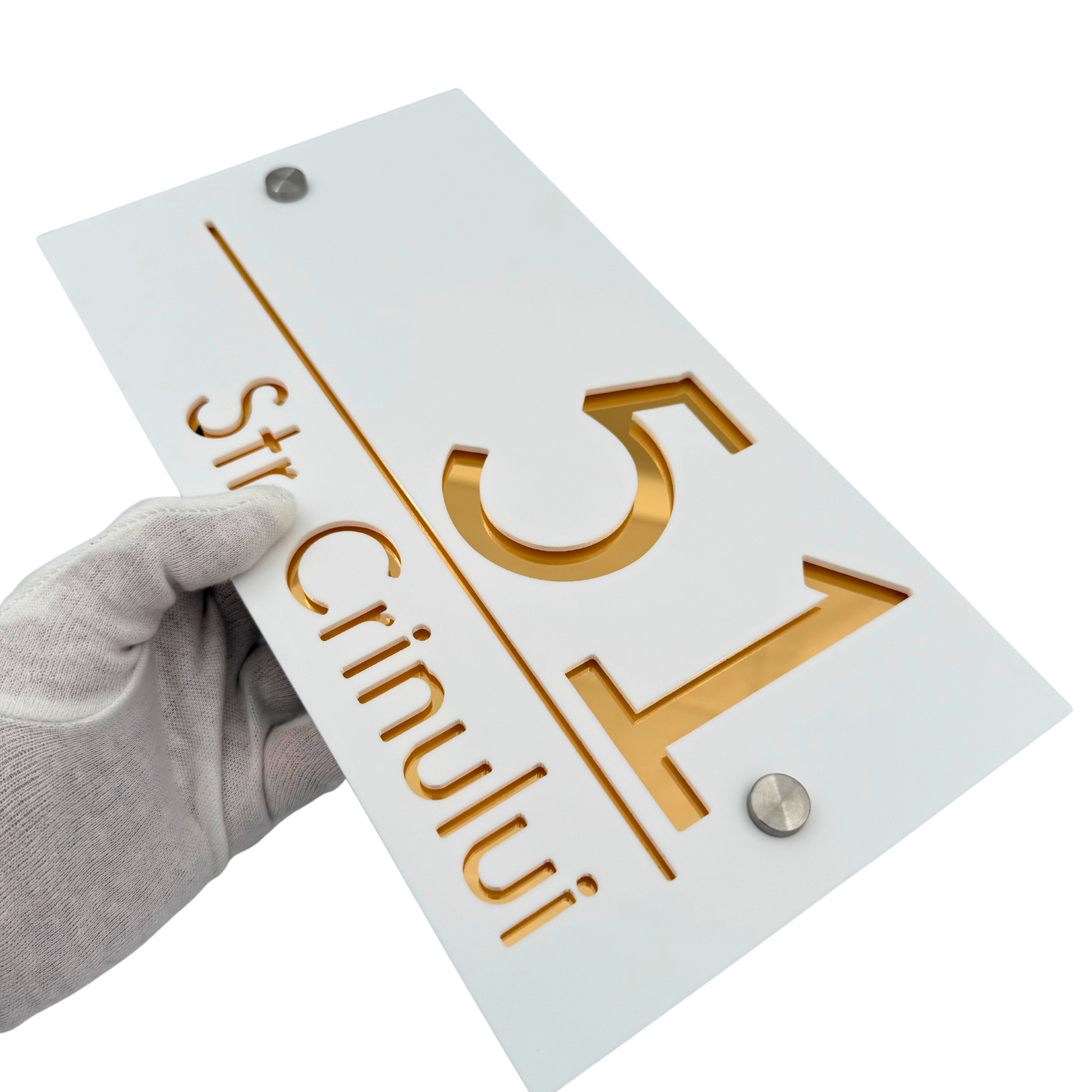 PREMIUM HOUSE NUMBER - White Satin Gold Mirror 2 Spacers Silver - 28×15 cm