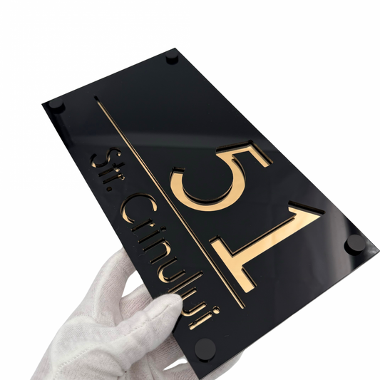 PREMIUM HOUSE NUMBER - Glossy Black Gold Mirror 4 Spacers NeGreyi - 28×15 cm