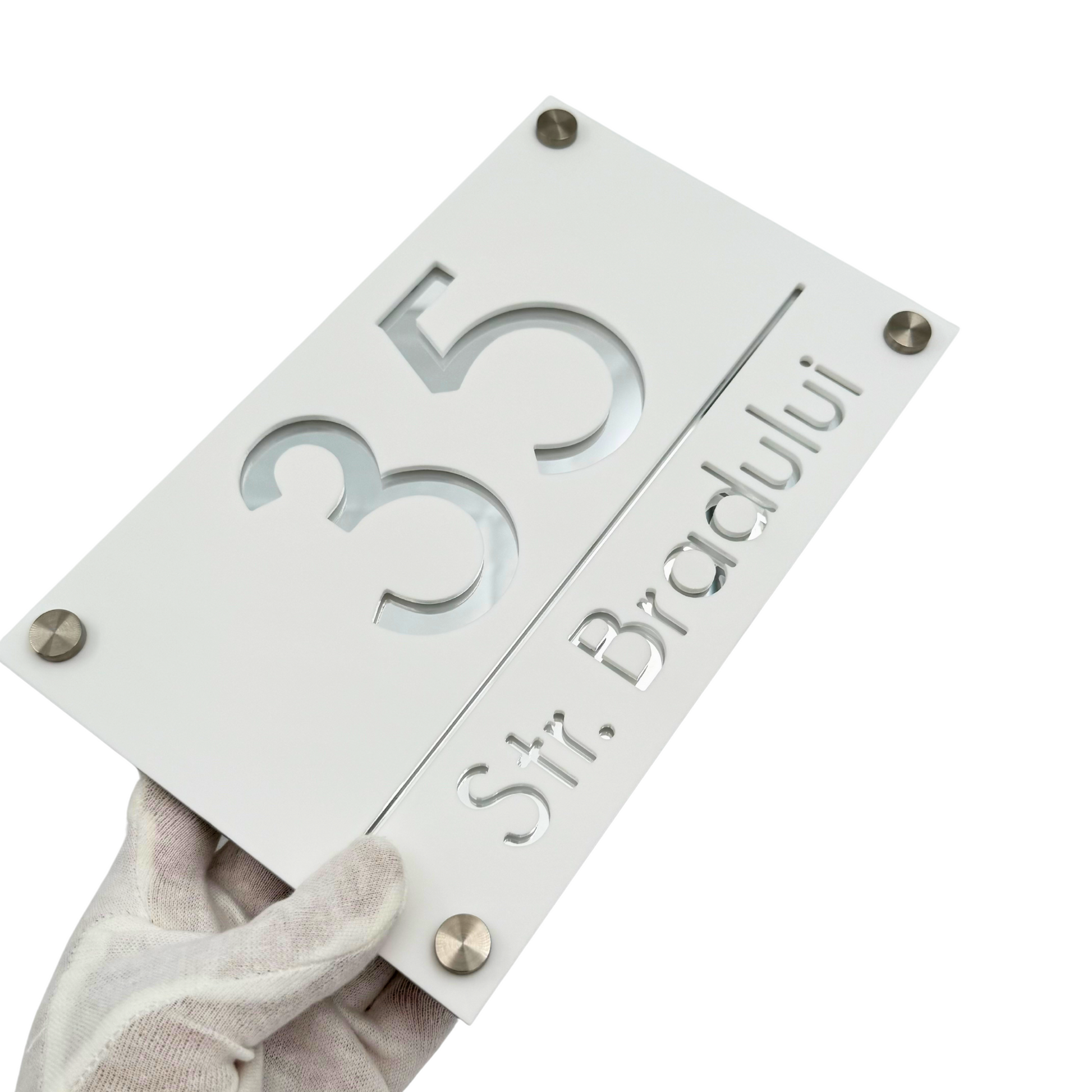 PREMIUM HOUSE NUMBER - White Satin Silver Mirror 4 Spacers Silver - 24×15 cm