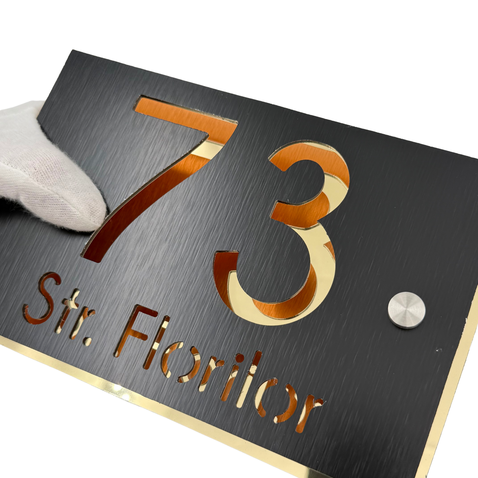 PREMIUM HOUSE NUMBER - Aluminium Pearly Black Aluminium Gold Mirror 2 Spacers Silver - 20×13 cm