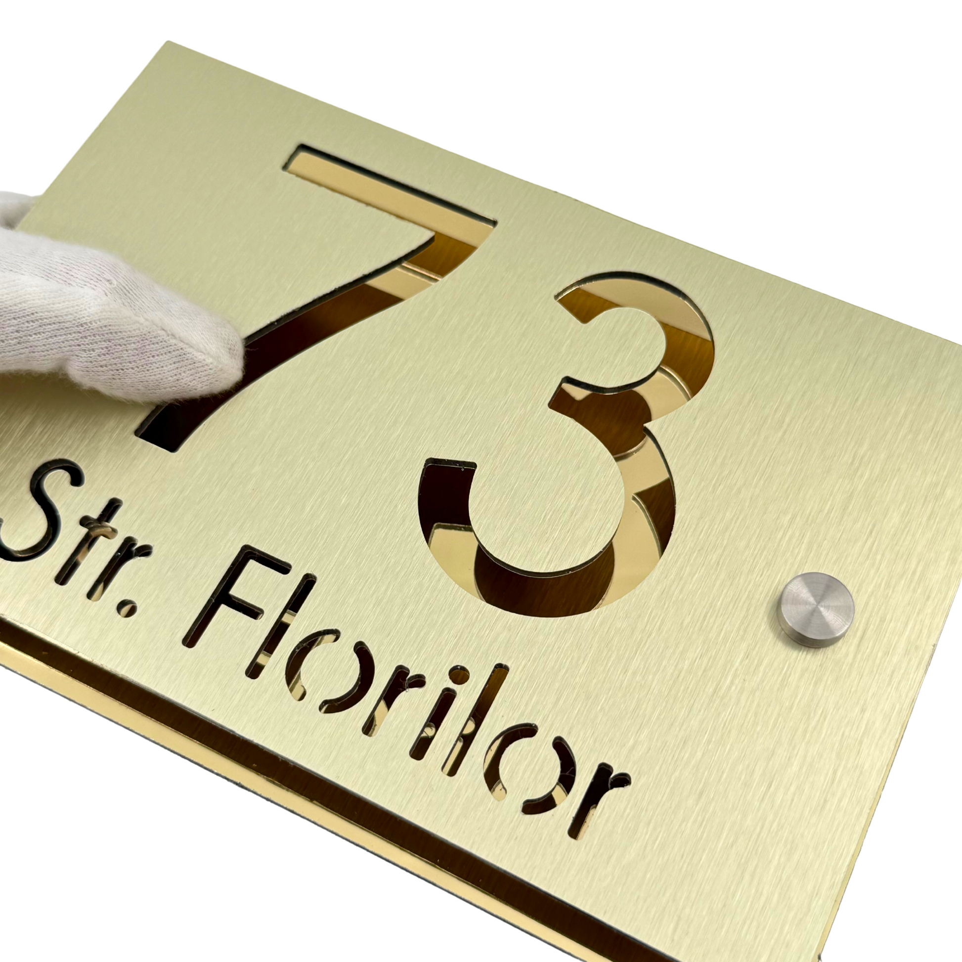 PREMIUM HOUSE NUMBER - Aluminium Pearly Gold Aluminium Gold Mirror 2 Spacers Silver - 20×13 cm