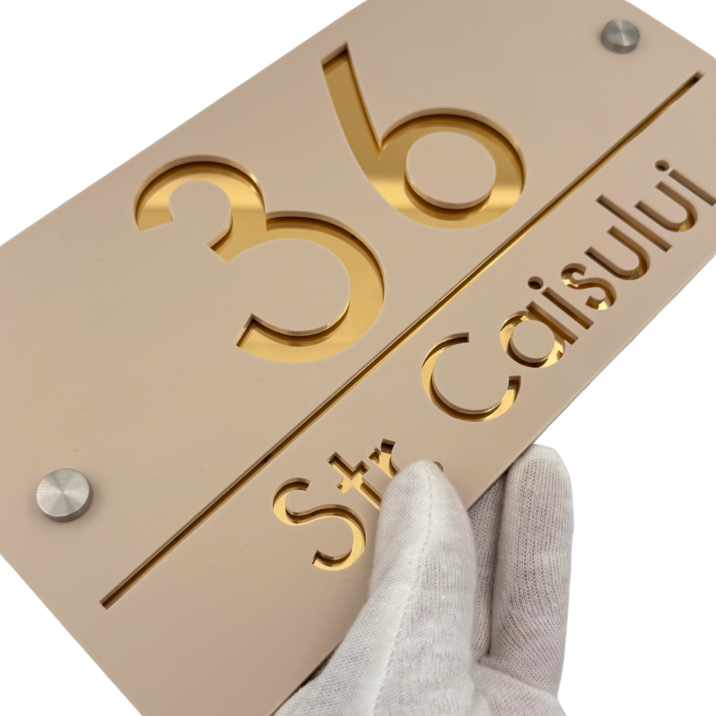 PREMIUM HOUSE NUMBER - Cream colour Glossy Gold Mirror 2 Spacers Silver - 28×15 cm