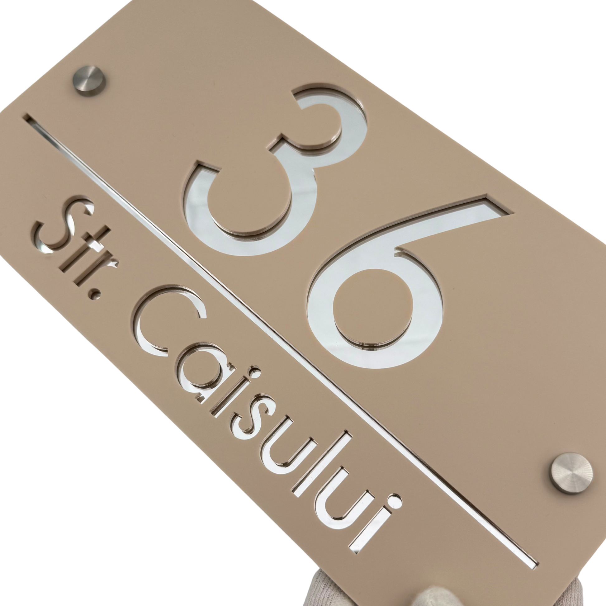 PREMIUM HOUSE NUMBER - Cream colour Glossy Silver Mirror 2 Spacers Silver - 28×15 cm