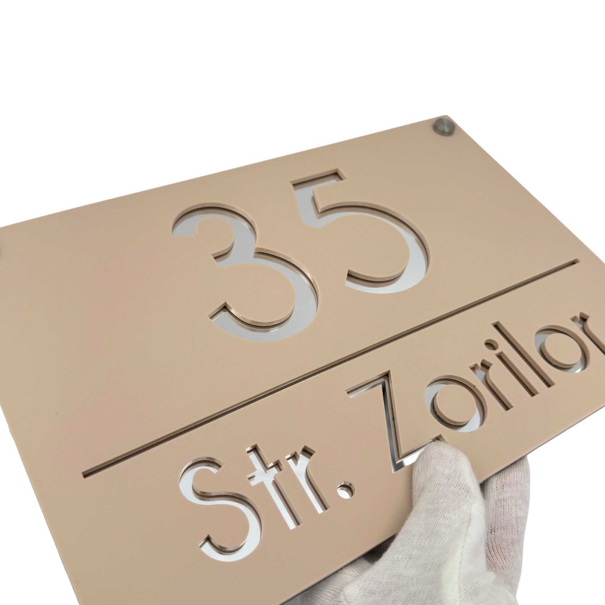 PREMIUM HOUSE NUMBER - Cream colour Satin Silver Mirror 4 Spacers Silver - 30×20 cm