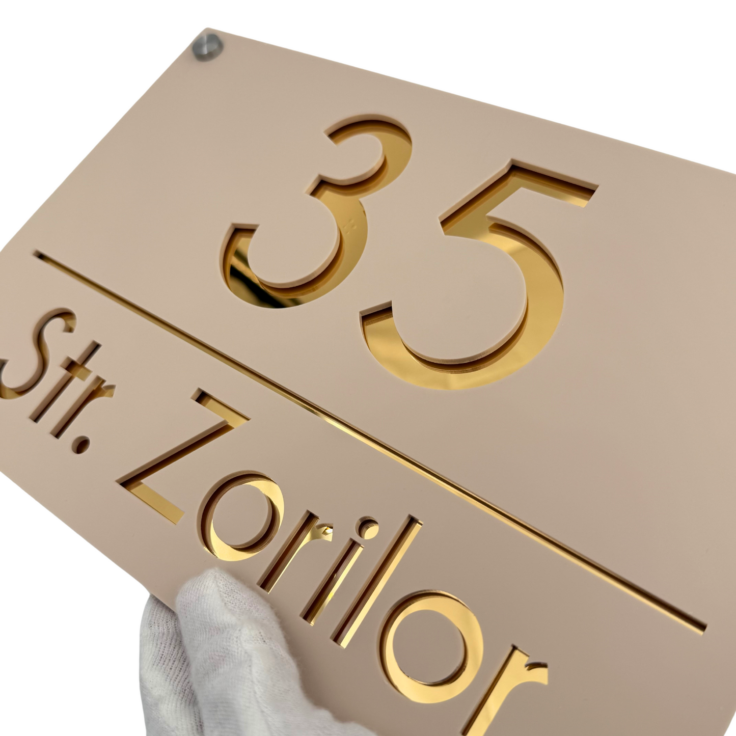 PREMIUM HOUSE NUMBER - Cream colour Satin Gold Mirror 4 Spacers Silver - 30×20 cm