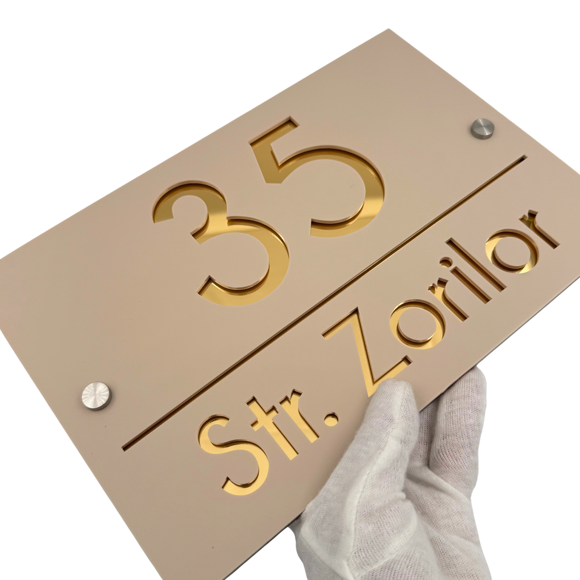 PREMIUM HOUSE NUMBER - Cream colour Satin Gold Mirror 2 Spacers Silver - 30×20 cm
