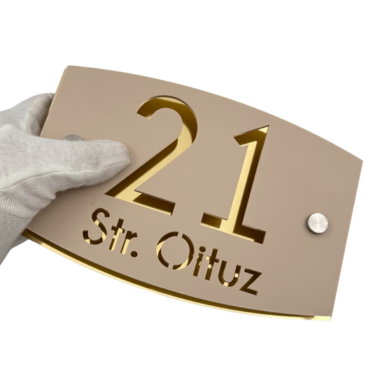 PREMIUM HOUSE NUMBER - Cream colour Satin Aluminiu Gold Mirror 2 Spacers Silver - 20×13 cm