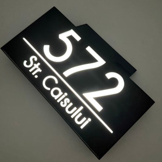 PREMIUM HOUSE NUMBER - Satin Black Solar Led Case - 30×15 cm